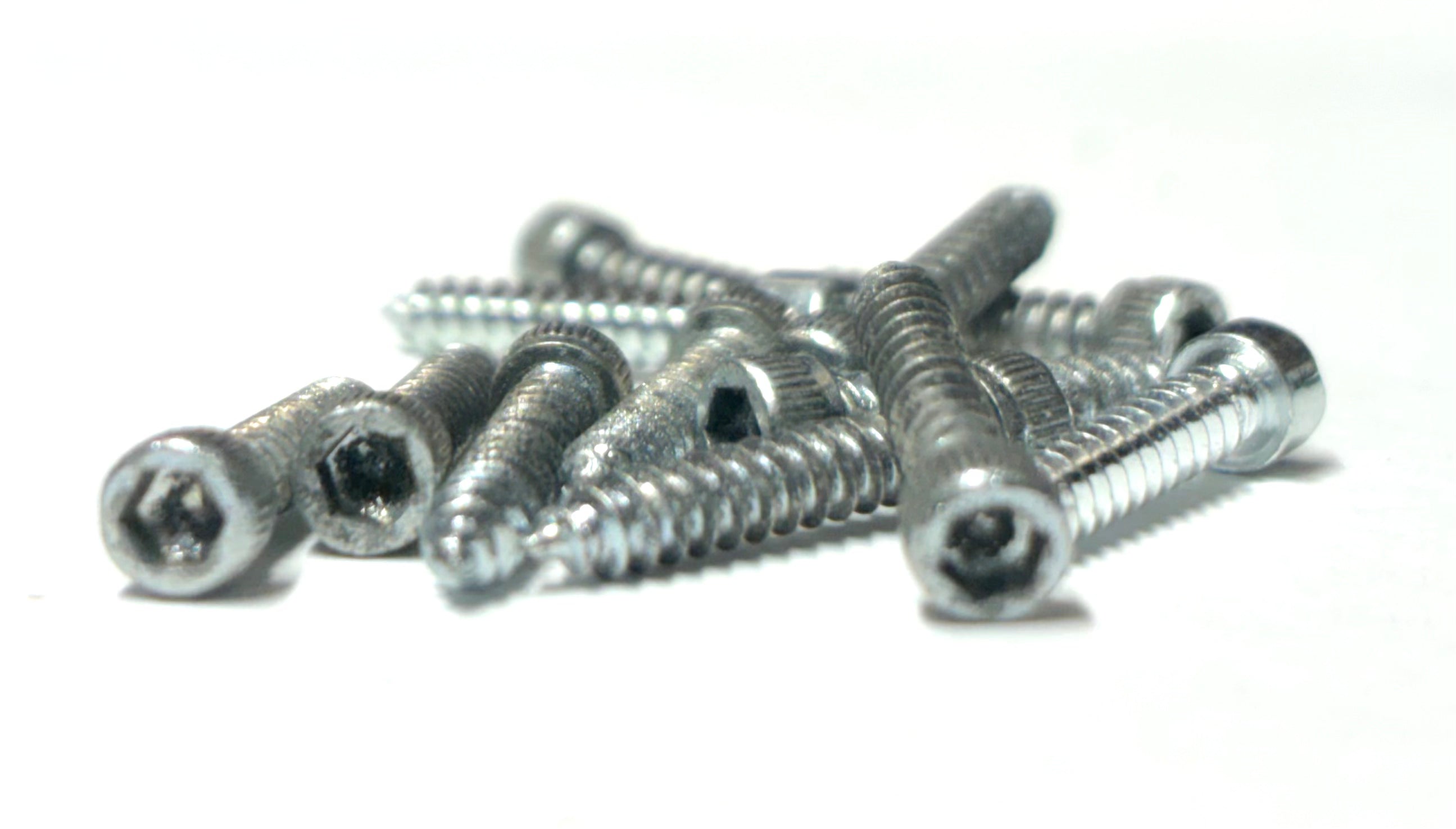 (STS0208) PLATED SOCKET HEAD SHEET METAL SCREWS #2 X 1/2 - 100 pcs/pkg