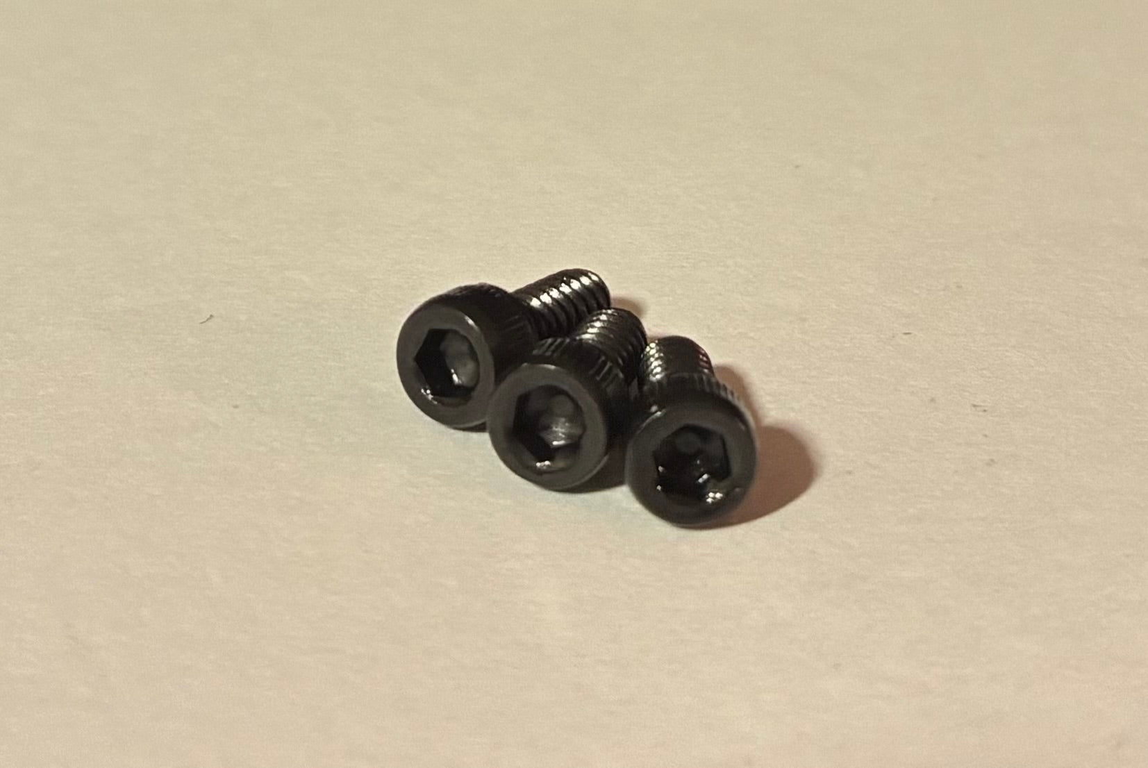 (SCA0203) ALLOY SOCKET HEAD CAP SCREW 2-56 X 3/16 - 50 pcs/pkg – Micro ...